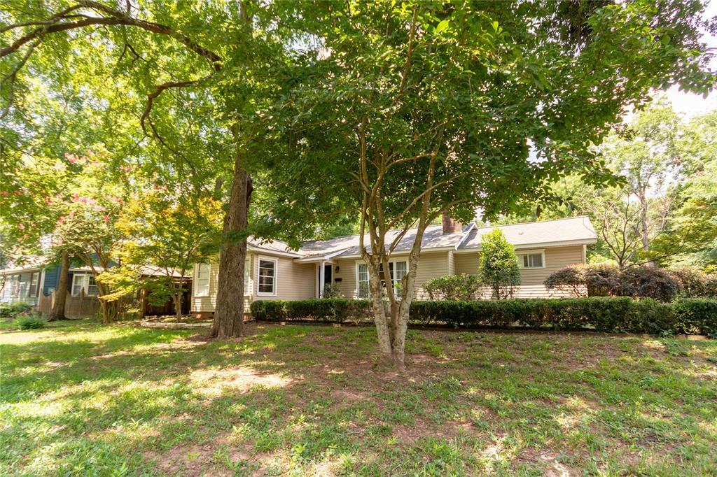 Foto principal - 3117 Raguet St