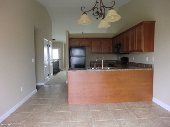 Building Photo - 7077 Remington Villa Dr