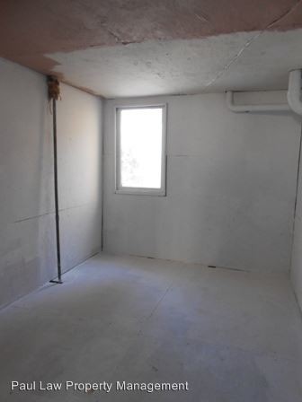 Building Photo - 334 Mill St