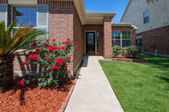 Foto del edificio - 1318 Hawks Nest Dr