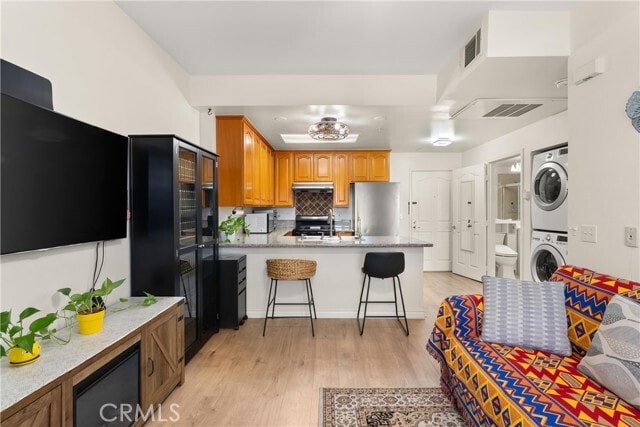 Foto del edificio - 17888 Alburtis Ave