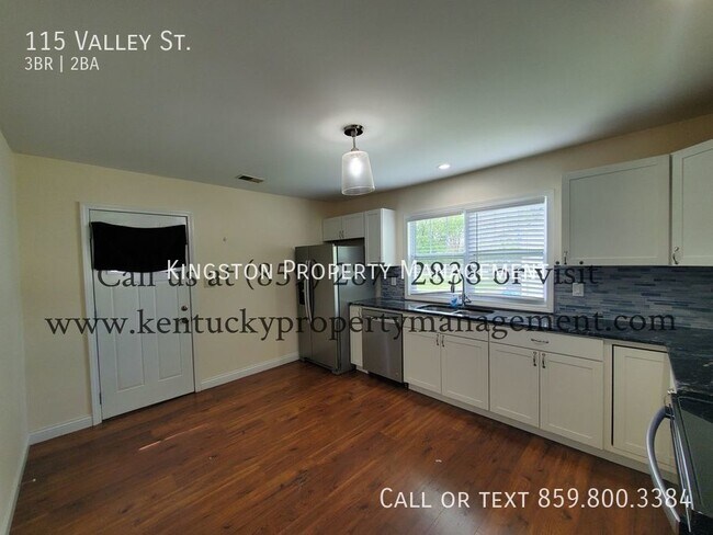 Building Photo - Newly Remodeled 3 Bedroom House Now Availa...