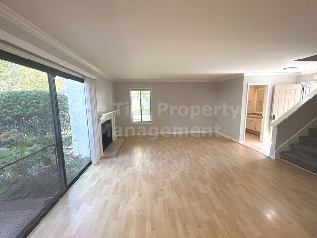 Foto del edificio - ***Charming 3 bed / 2.5 bath / 1,501 sqft ...