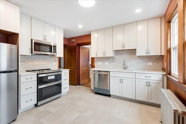 Foto del edificio - 256 S Huntington Ave