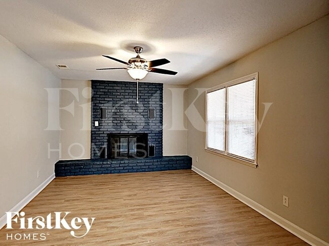 Building Photo - 6107 Rockwell Dr
