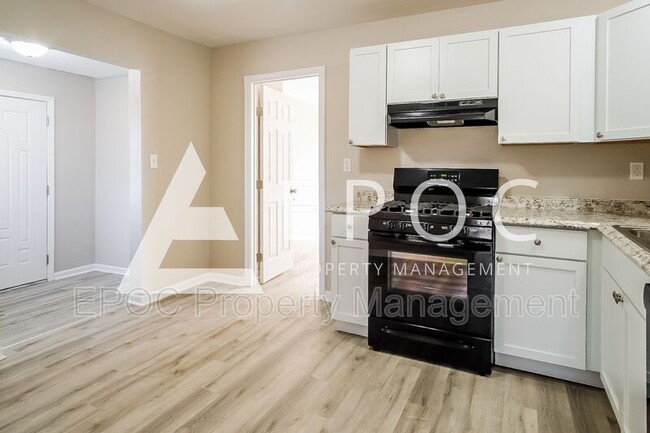 Foto del edificio - 2309 N Xanthus Ave