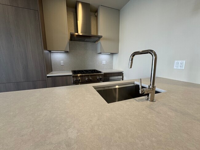 Foto del edificio - 300 Franklin St