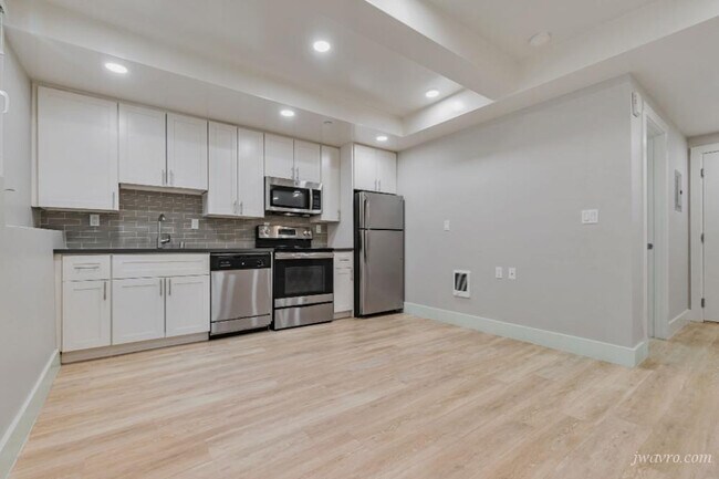 Foto del edificio - 2420 Van Ness Ave