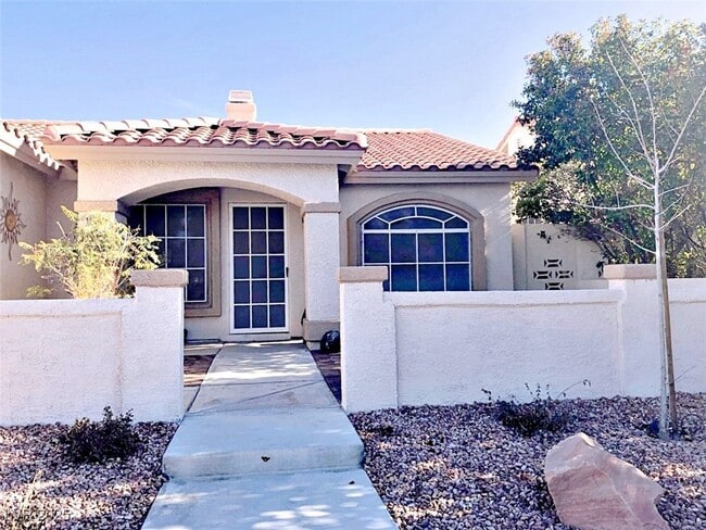 Building Photo - 9560 Summerfest St