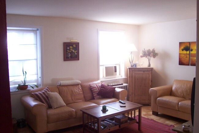 Large Living Room - 2304 Colston Dr