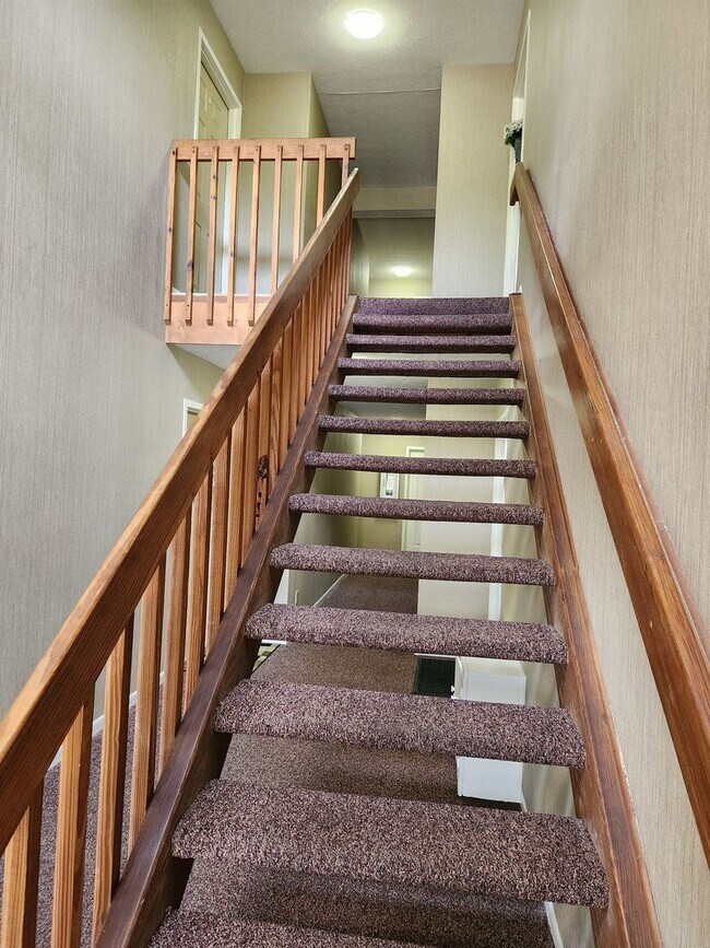 Building Photo - Great 2 bed 2 bath condo In Centerville