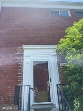 Building Photo - 3526 Valley Dr