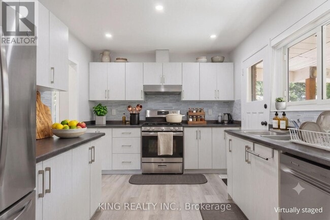 Building Photo - 5 Alderbury Crescent