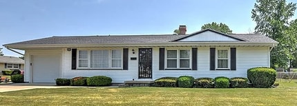 Building Photo - 28 Phillips Dr