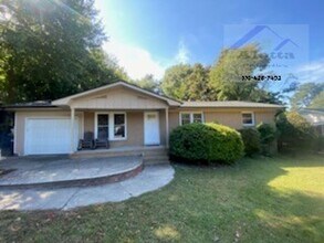 Building Photo - 5408 S Sumac Cir