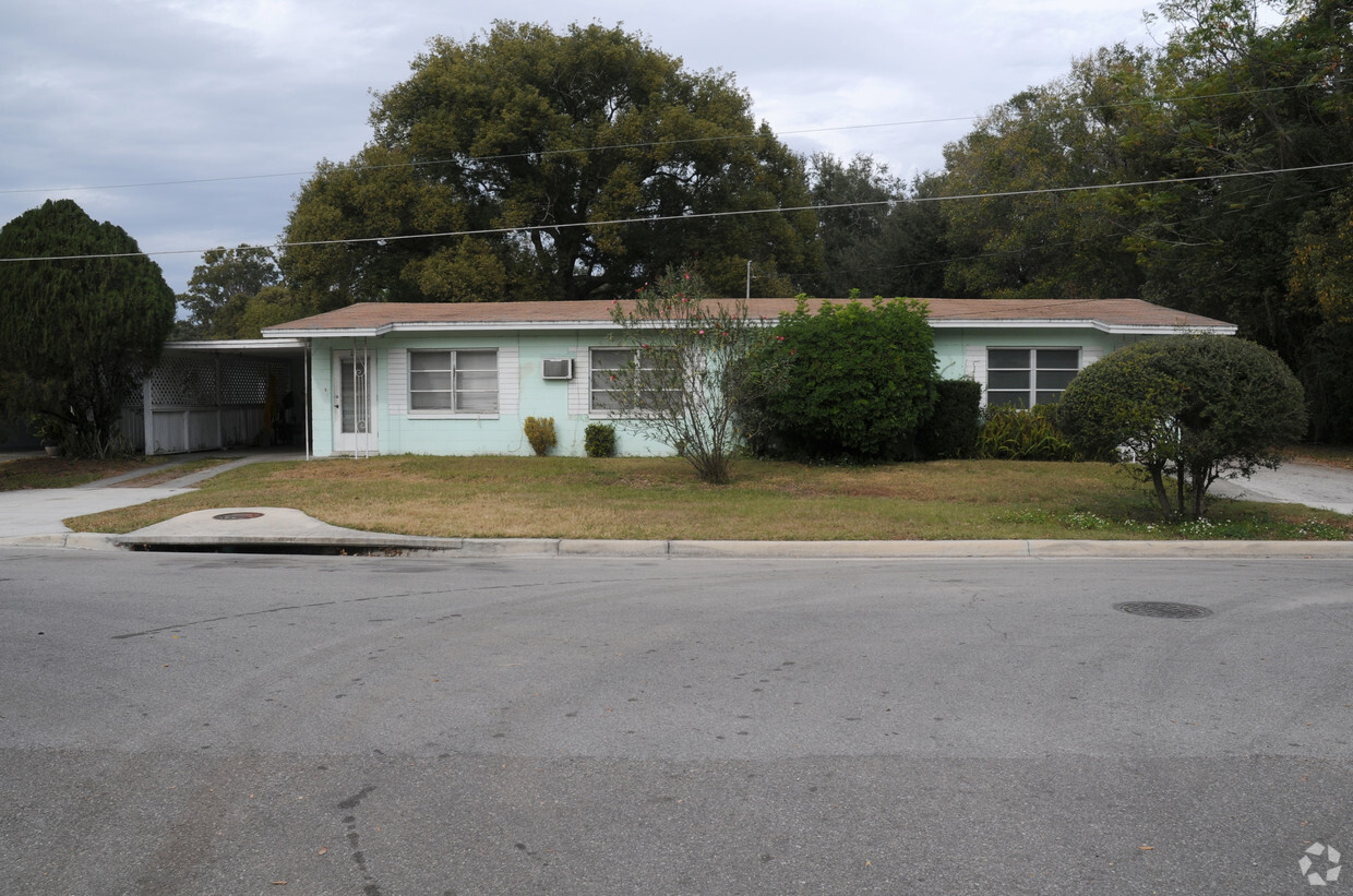 Building Photo - Clear Lake Gardens Subdivision