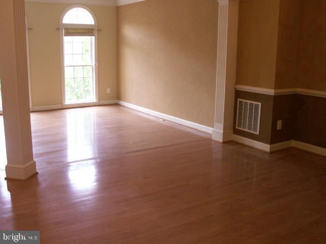 Foto principal - 9209 Point Replete Dr