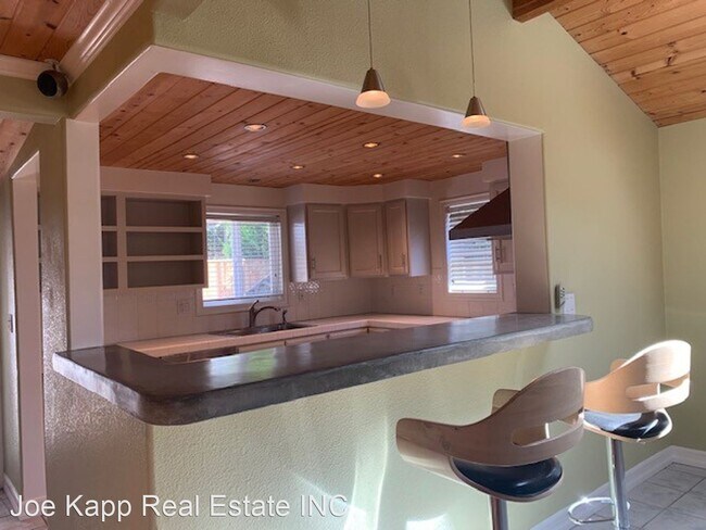 Building Photo - 2 br, 2 bath House - 339 W Oak View Ave