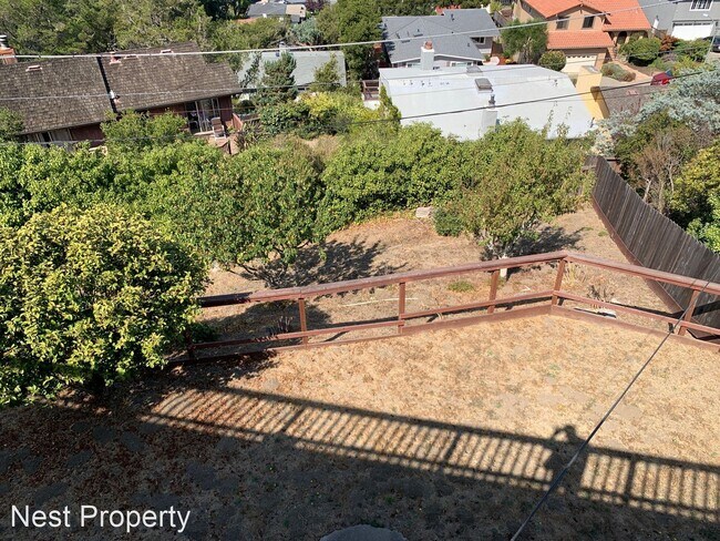 Building Photo - 3 br, 3 bath House - 40 Corte Alegre
