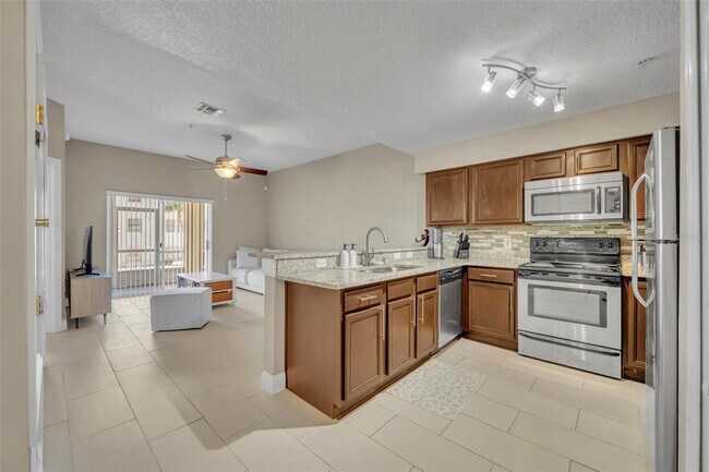 Building Photo - 676 Sandy Neck Ln