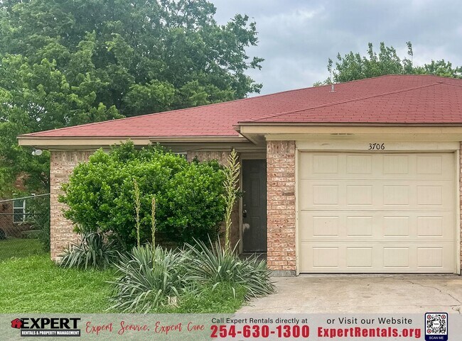Foto del edificio - 3706 Hereford Ln