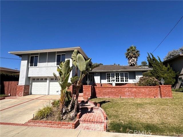 Building Photo - 28068 Braidwood Dr