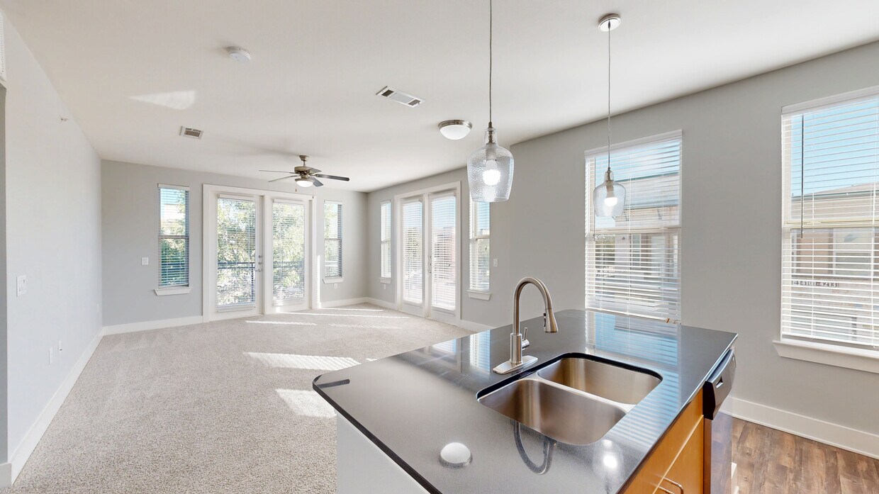 Photo - Oxford at the Boulevard Apartments