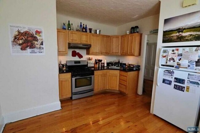 Foto del edificio - 19 Cooper Pl