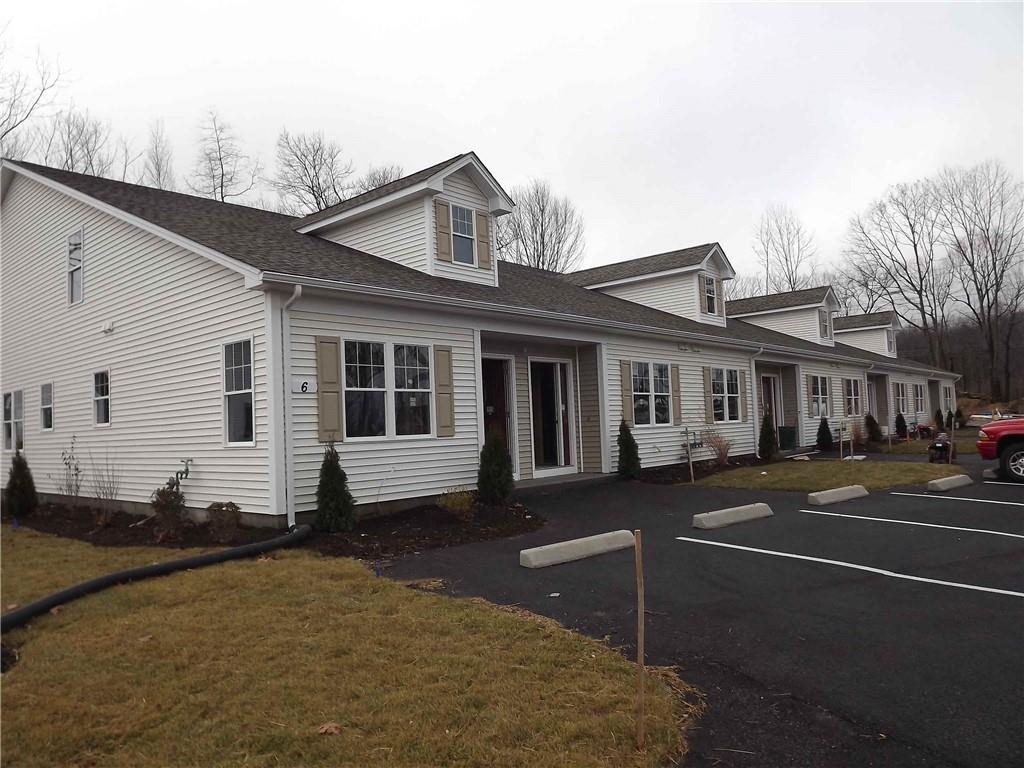 6 Gray Coach Ln Unit 606, Cranston, RI 02921 Condo for Rent in