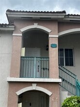 Building Photo - 2911 SE 13th Ave