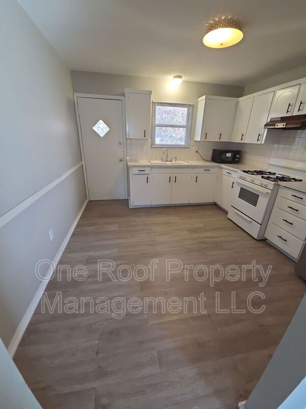 Foto del edificio - 3219 N 52nd St