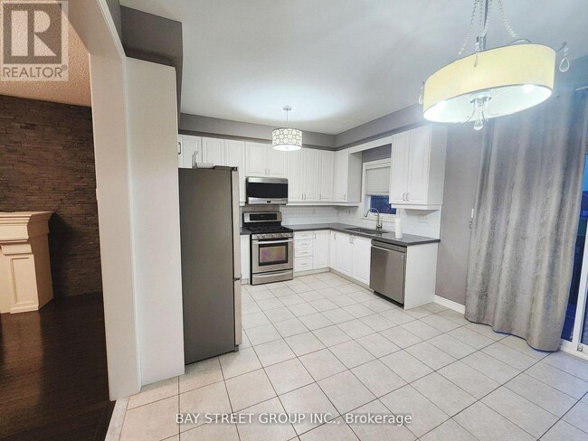 Building Photo - 93 Alexie Way