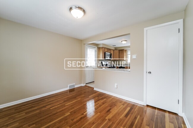 Foto del edificio - 815 Margaretta ST