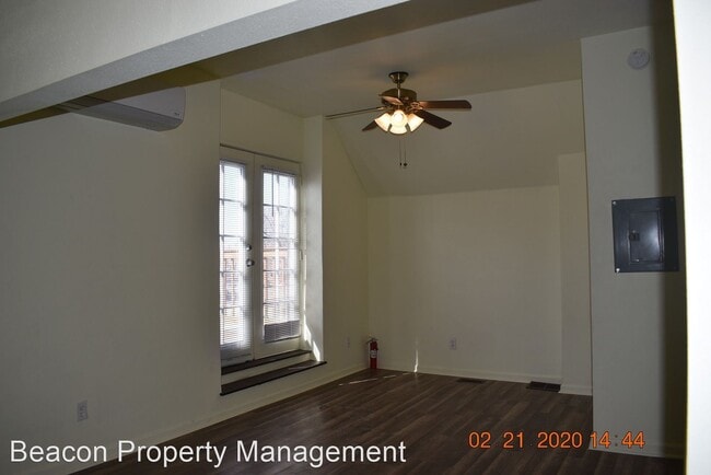 Building Photo - 1 br, 1 bath House - 3030 N. Downing St Un...
