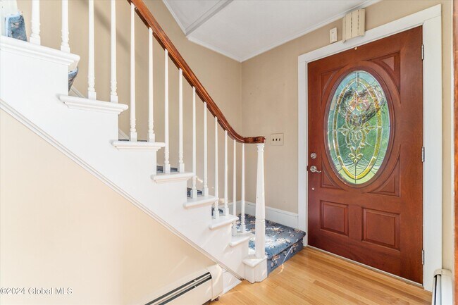 Foto del edificio - 437 N Rd