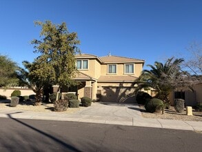 Building Photo - 15642 W Devonshire Ave