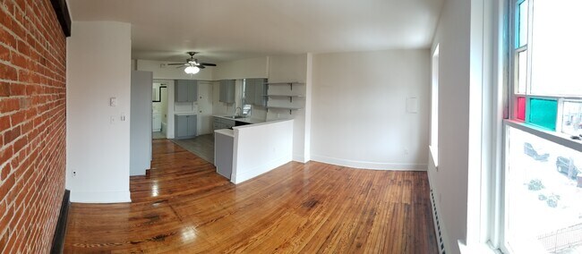 Foto del edificio - 906 N Madison St