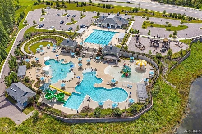 Foto del edificio - 7376 Nicklaus Cir
