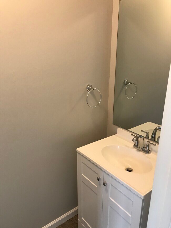 8022 Timberlake Rd, Lynchburg, VA 24502 Townhome Rentals in Lynchburg