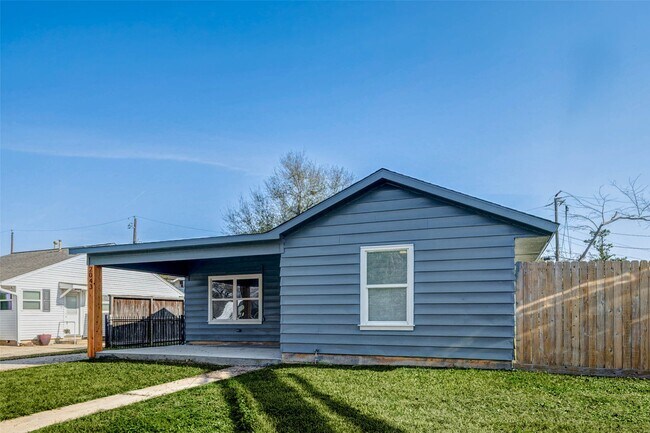 Foto del edificio - 2043 Alta Vista St