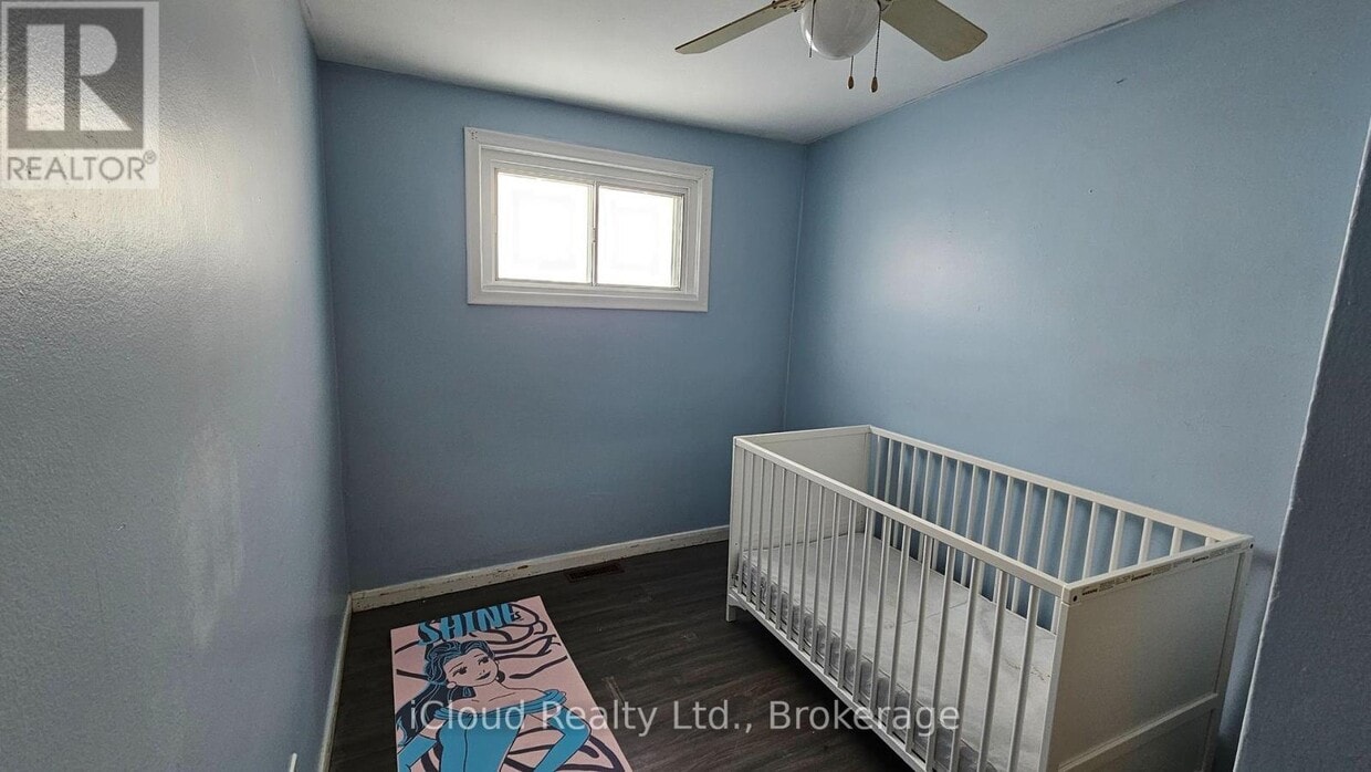 Photo du bâtiment - 241 John St