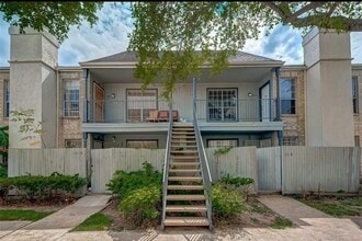 Building Photo - 6606 De Moss Dr