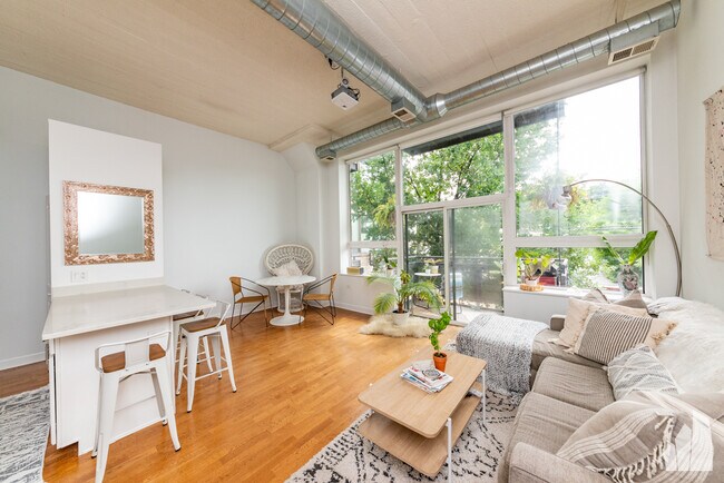 Foto del edificio - 4131 W Belmont Ave
