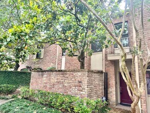 Building Photo - 2323 Bering Dr