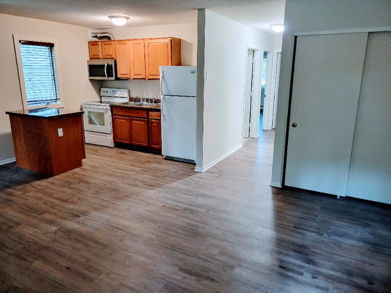 Foto principal - 14643 62nd St N
