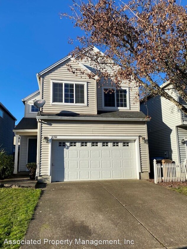 Primary Photo - 41733 NW Bellingham Ct