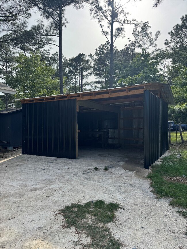 Foto del edificio - 26327 Pinion Creek Rd