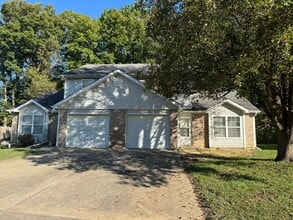 Building Photo - 5141-5143-5143 Louisville Ct