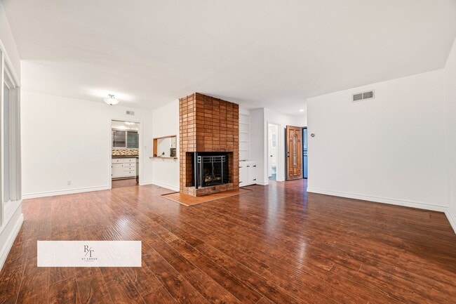 Building Photo - 6928 Vanscoy Ave