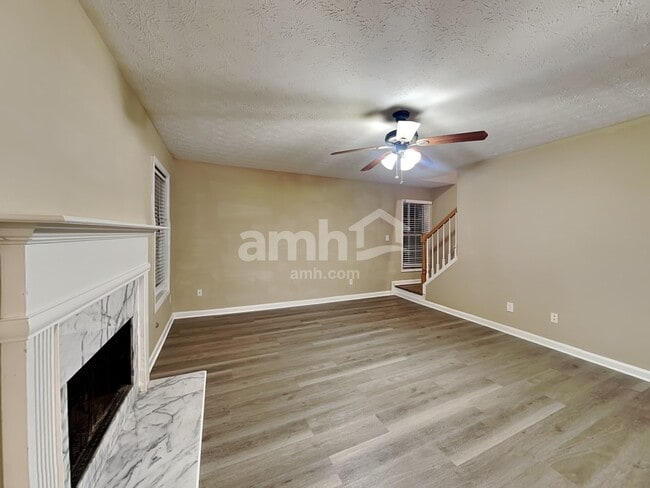 Building Photo - 3355 Brook Lea Dr